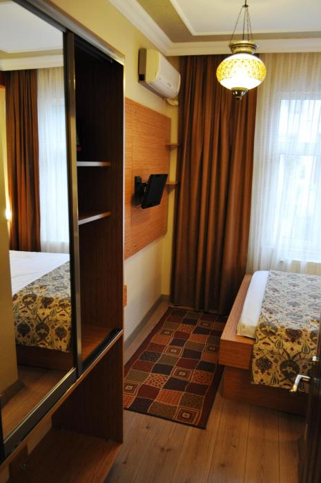 antique hostel and guesthouse