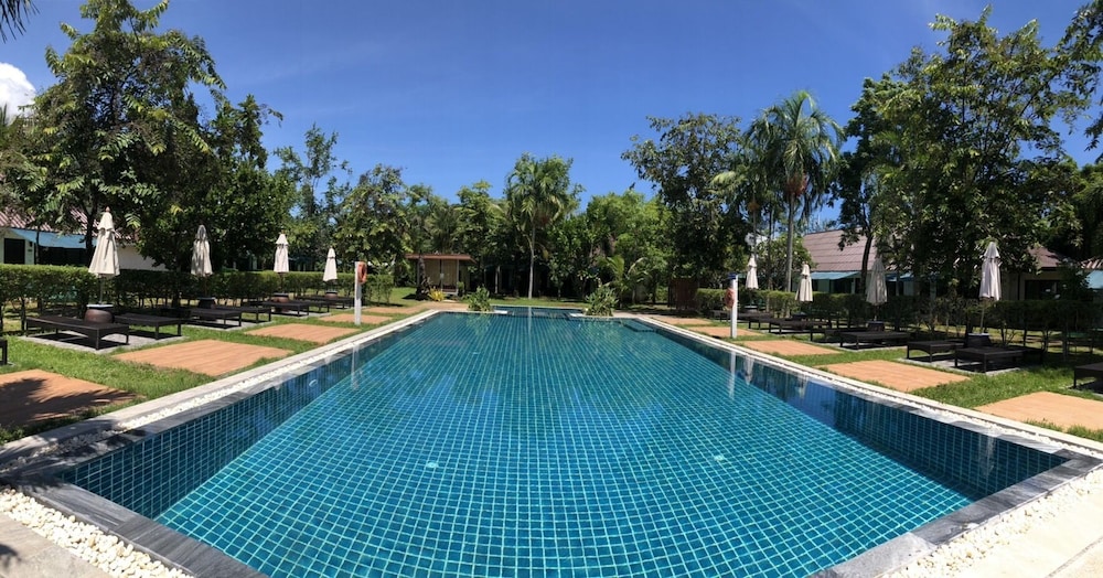 krabi aquamarine resort sha extra plus