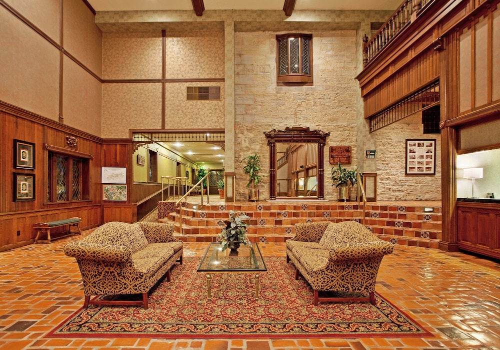 holiday inn st louis west six flags by ihg