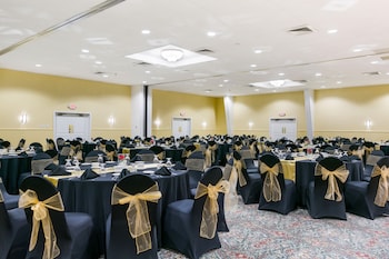 eisenhower hotel and conference center