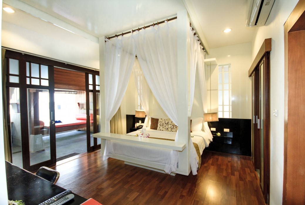 pao jin poon beach front villa