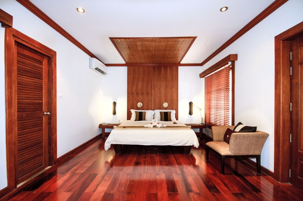 pao jin poon beach front villa