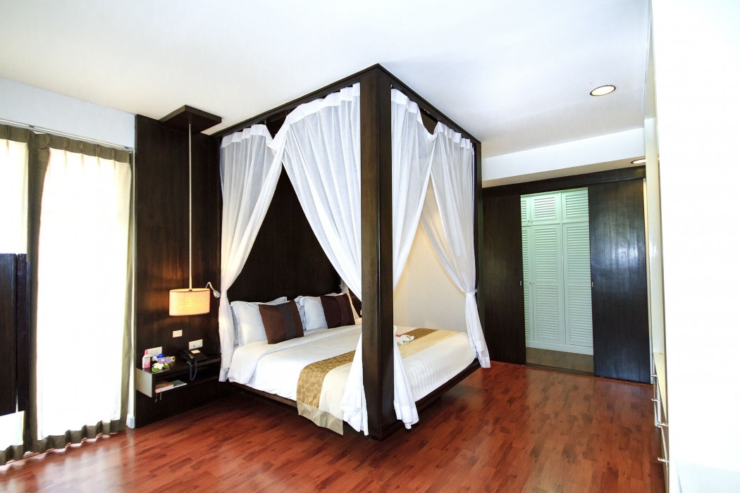 pao jin poon beach front villa