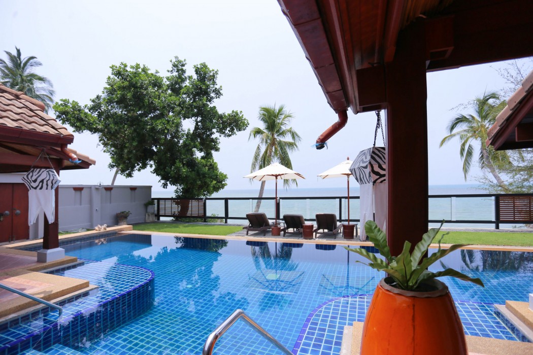 pao jin poon beach front villa