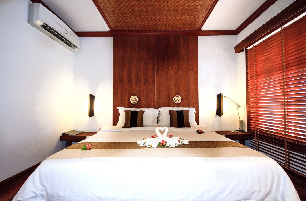 pao jin poon beach front villa