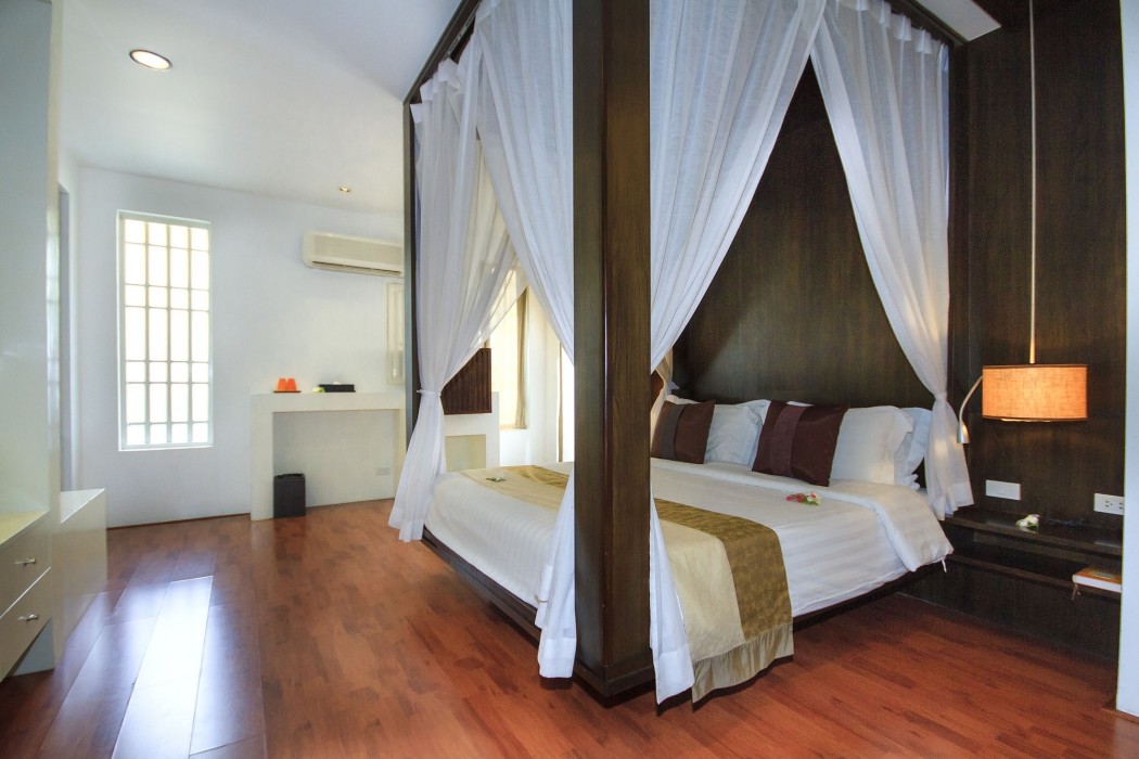 pao jin poon beach front villa