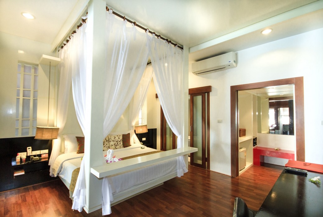 pao jin poon beach front villa