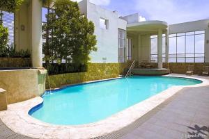 lancaster hotel manila