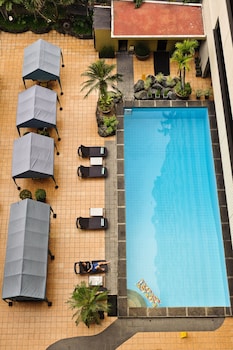 copacabana apartment hotel