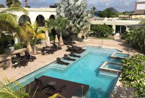 Talk Of The Town Hotel And Beach Club,Aruba>>Arikok National Park,3 star