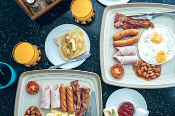 royal beach view suites