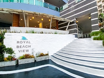 royal beach view suites