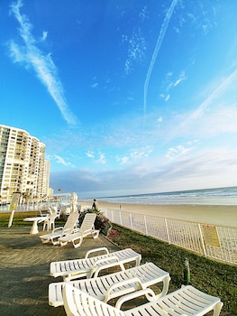 emerald shores resort