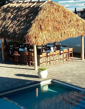 emerald shores resort