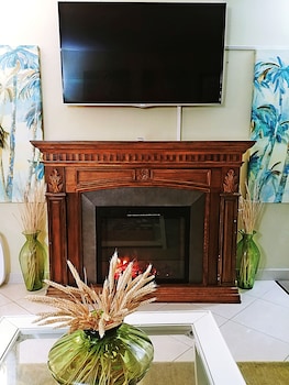 emerald shores resort