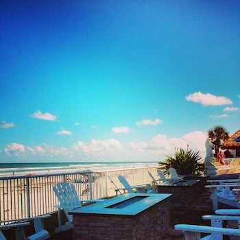 emerald shores resort