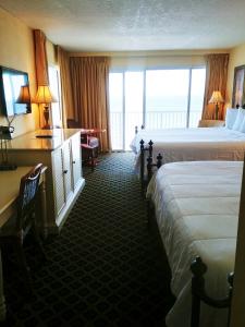 emerald shores resort