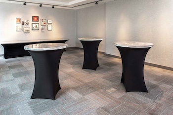 aloft charlotte ballantyne