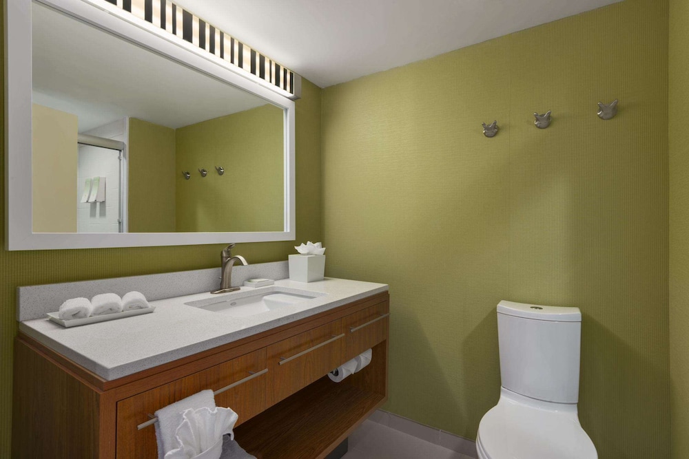 home2 suites by hilton charlotte i 77 south nc