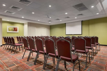 home2 suites by hilton charlotte i 77 south nc