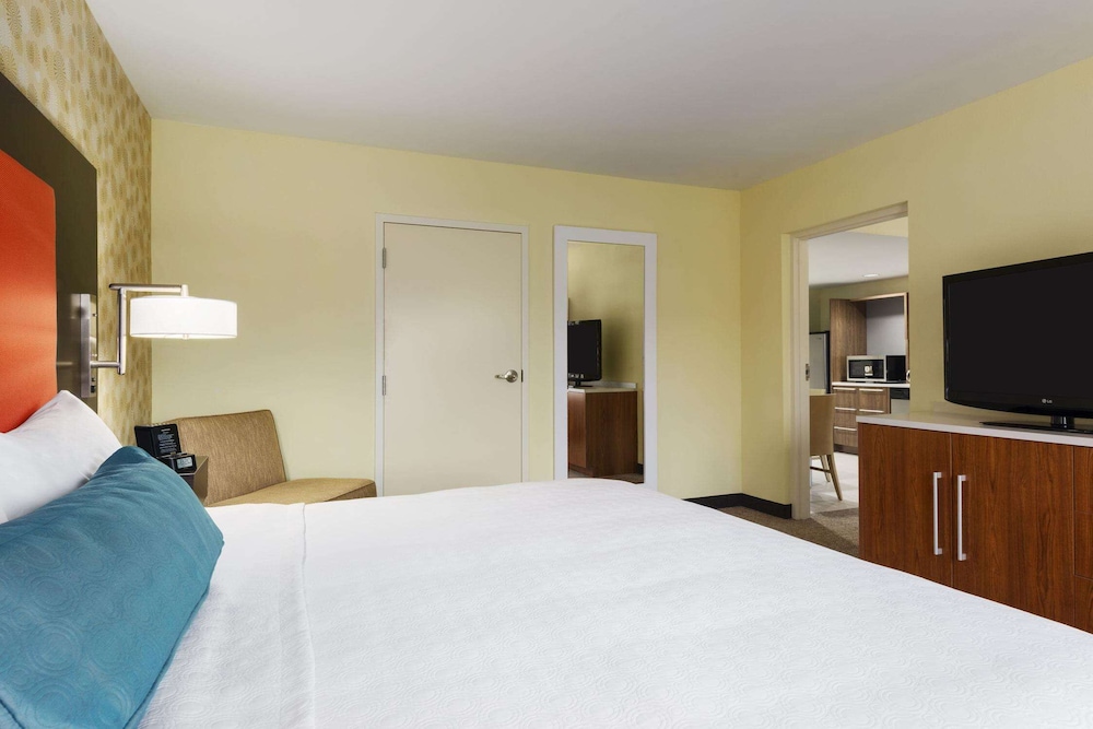 home2 suites by hilton charlotte i 77 south nc