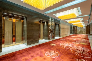 holiday inn shanghai hongqiao by ihg