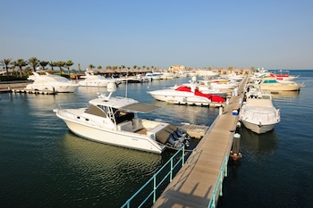 al bander hotel and resort