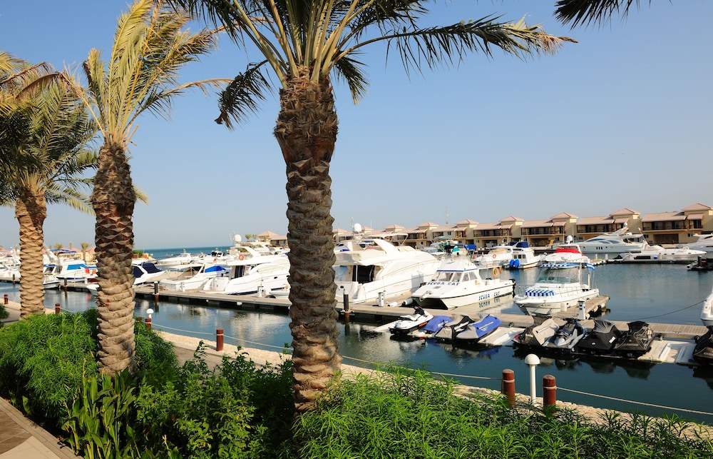 al bander hotel and resort