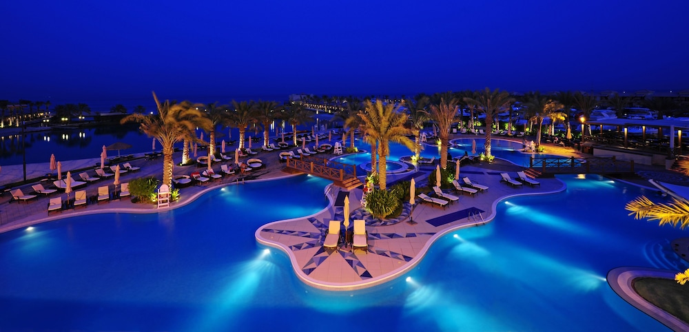 al bander hotel and resort