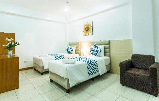 grand blue beach hotel