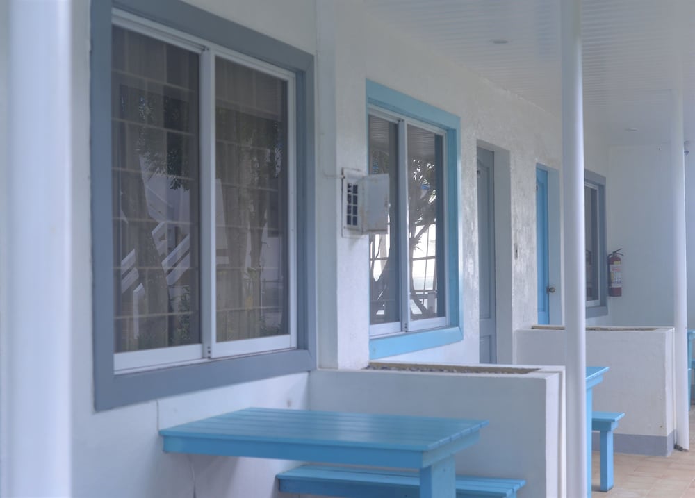 grand blue beach hotel