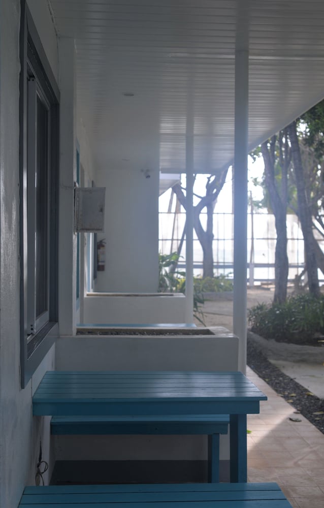 grand blue beach hotel