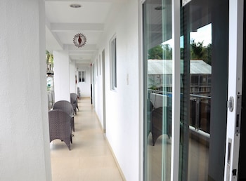 grand blue beach hotel