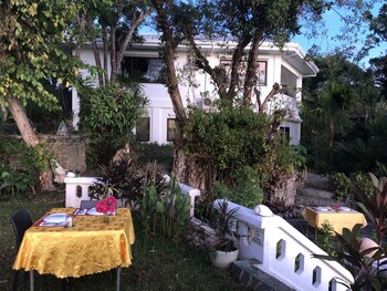 argonauta boracay boutique hotel with apartments and villas