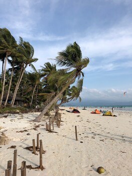 argonauta boracay boutique hotel with apartments and villas