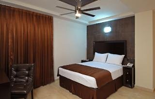 Portonovo Plaza,Puerto Vallarta>>Costa Careyes,3 star