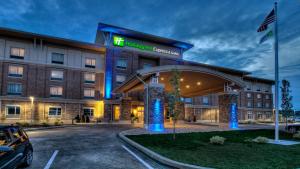 holiday inn express and suites pittsburgh sw southpointe