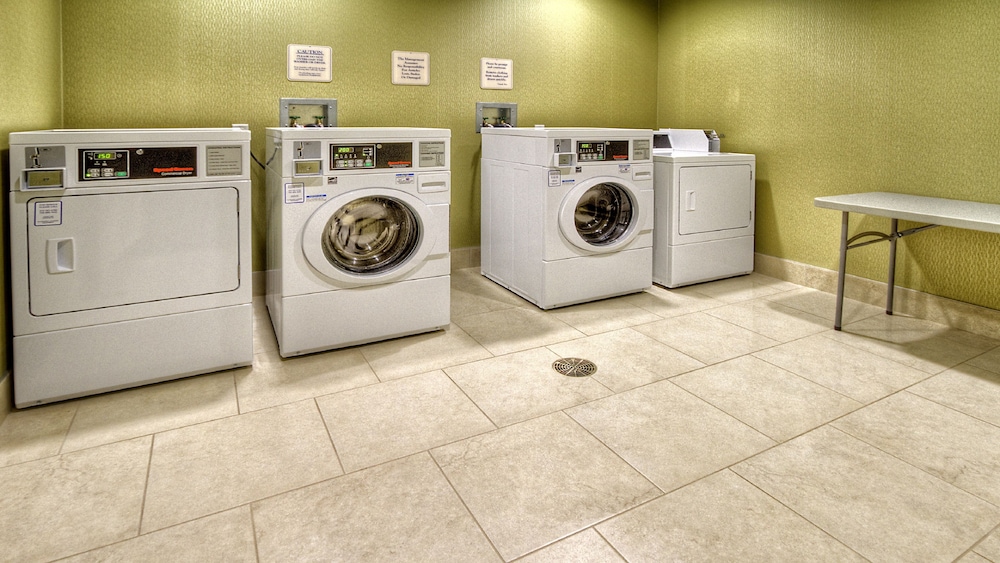 holiday inn express and suites pittsburgh sw southpointe