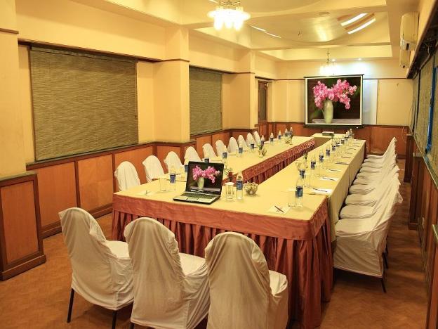 hotel basant residency
