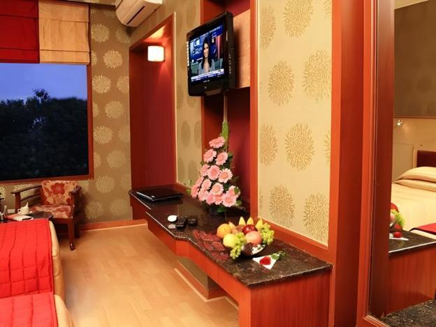 hotel basant residency
