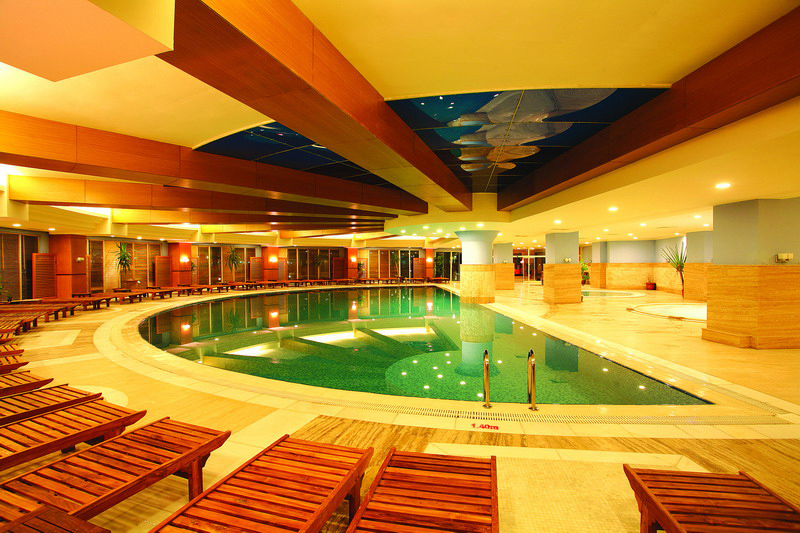 crystal admiral resort suites and spa