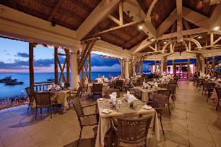 Pearle Beach Resort & Spa,Chemin Grenier>>Black River,4 star