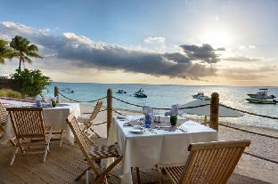 Pearle Beach Resort & Spa,Chemin Grenier>>Black River,4 star