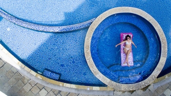 pearle beach resort and spa