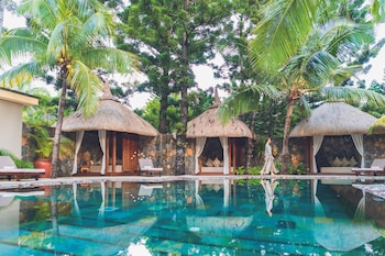 dinarobin beachcomber golf resort and spa