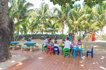 dinarobin beachcomber golf resort and spa