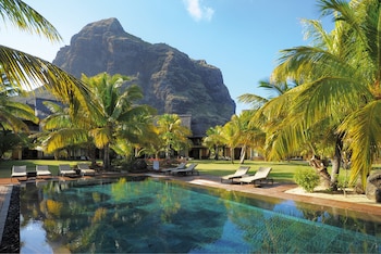 dinarobin beachcomber golf resort and spa