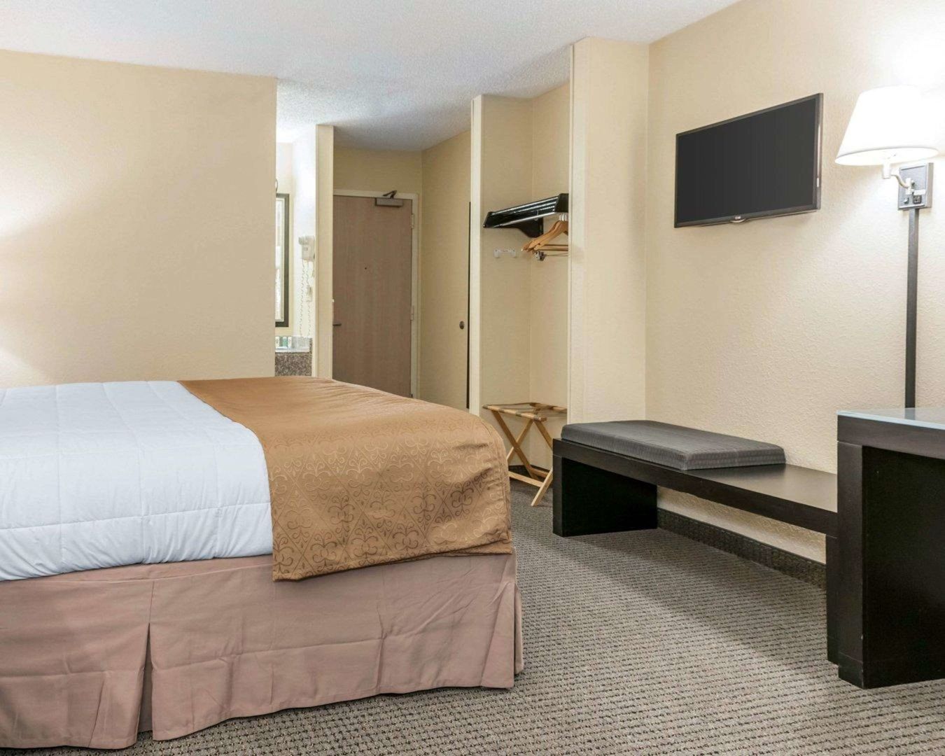 blisspoint inn northwest indianapolis