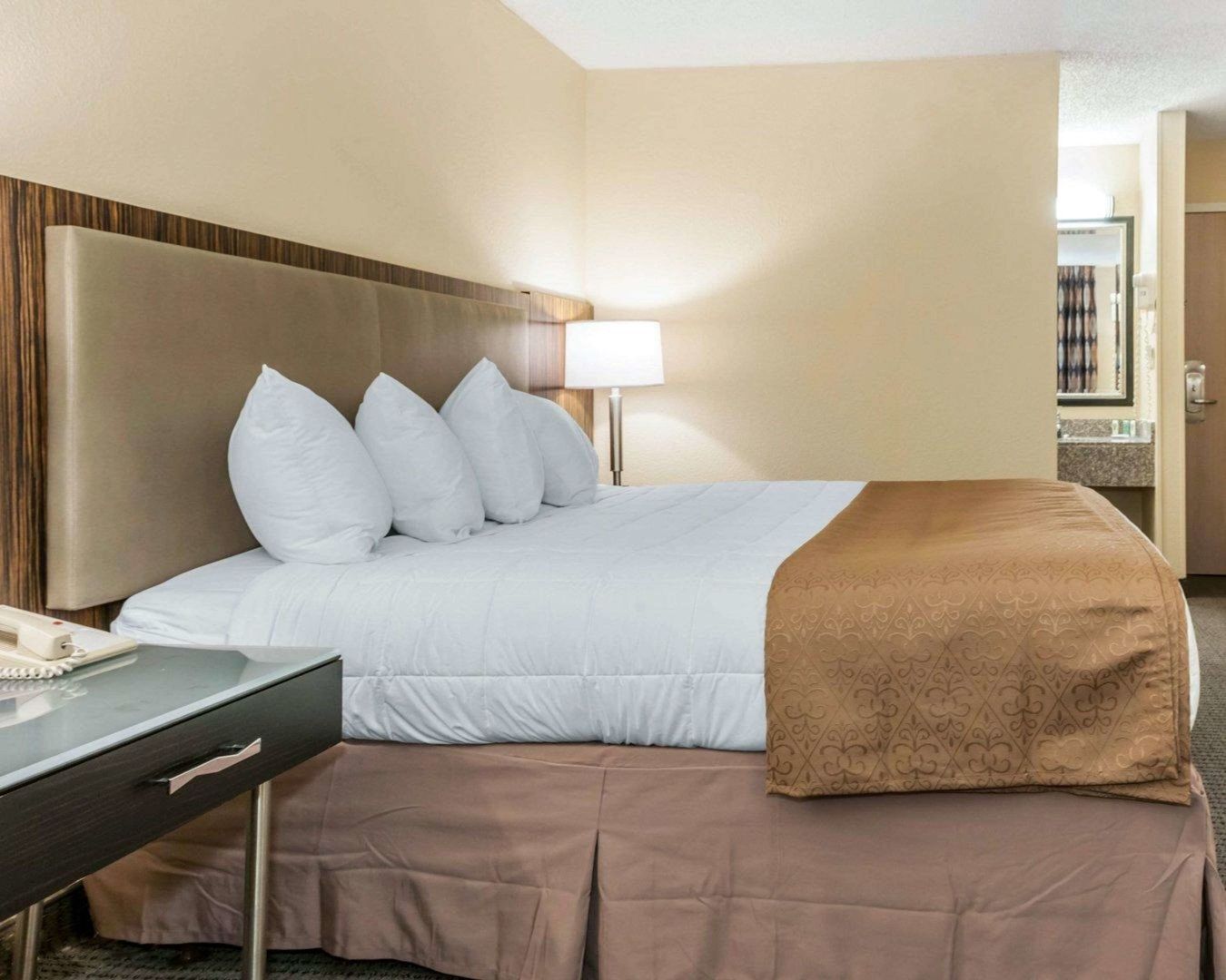 blisspoint inn northwest indianapolis