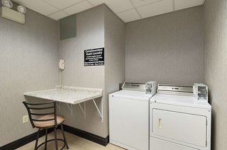 hampton inn and suites indianapolis brownsburg